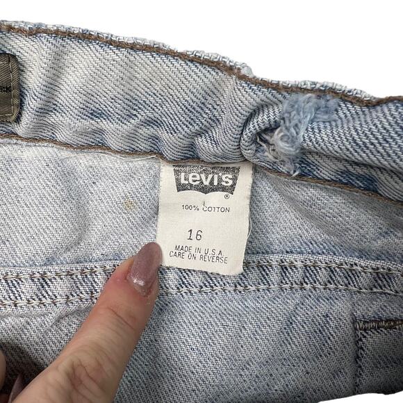 Levi’s VTG 90s 902 High Waisted Relaxed Tapered Mom Jeans 900 Series Lt Wash 16 - Picture 8 of 10